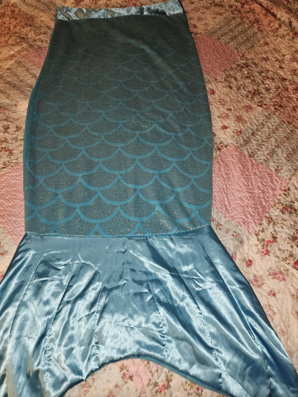 Teal Mermaid- Sleep Blanket - Picture 3 of 7
